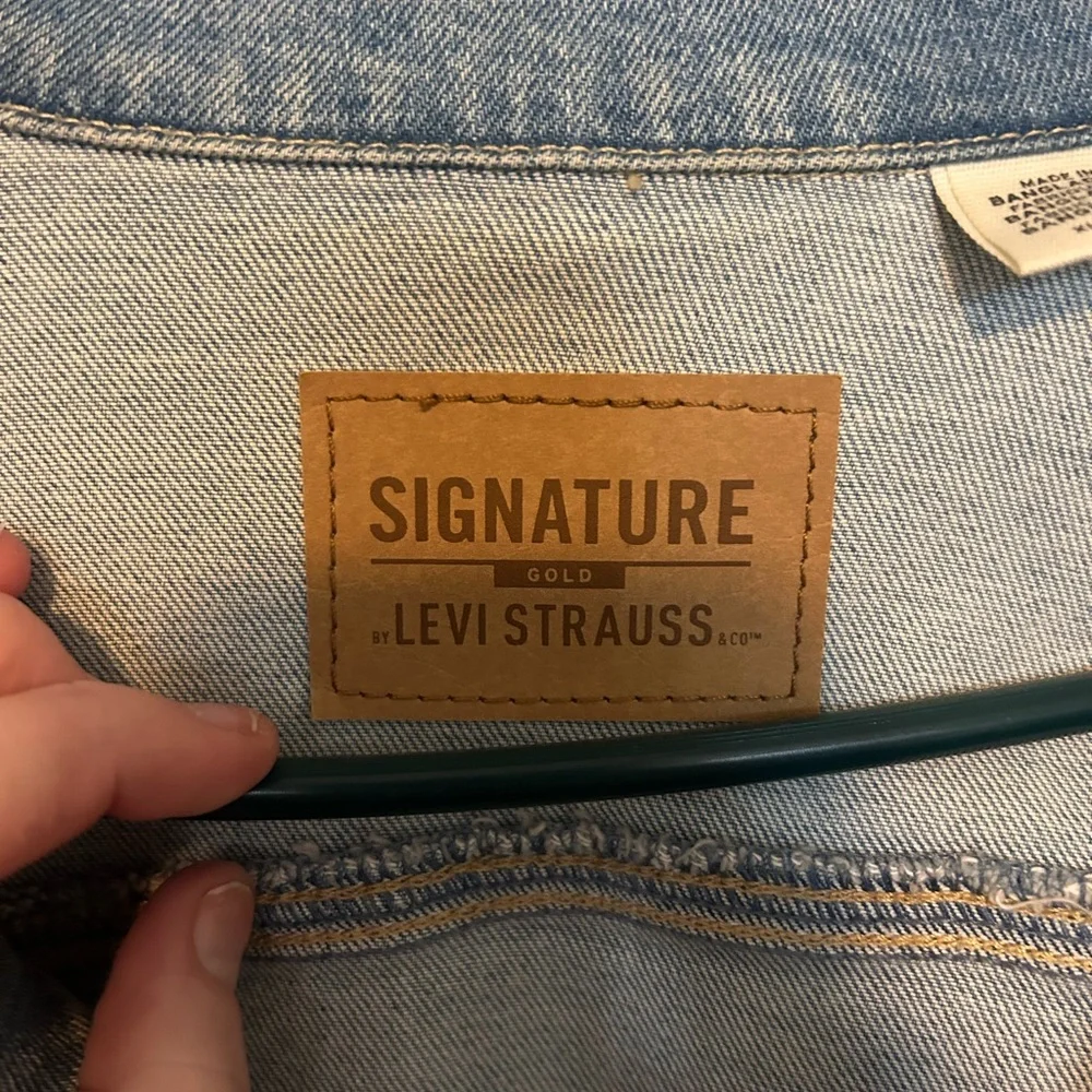 Levi Jean Jacket - Picture 3 of 6